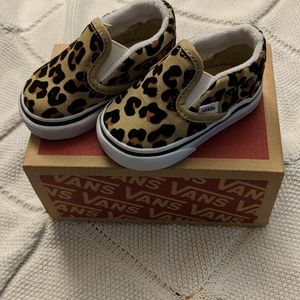 New baby leopard vans